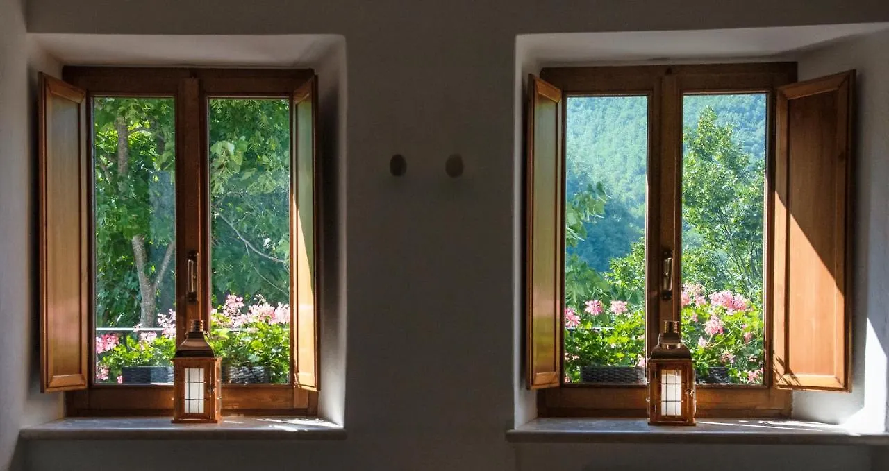 Hotel Il borgo Casteldelci 0*,  Italia